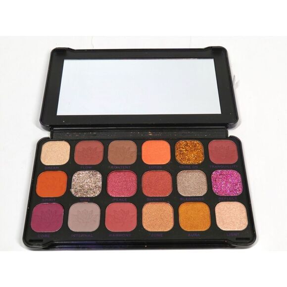 Revolution Forever Flawless Spirituality Eyeshadow Palette Cannabis Oil New - Picture 1 of 6